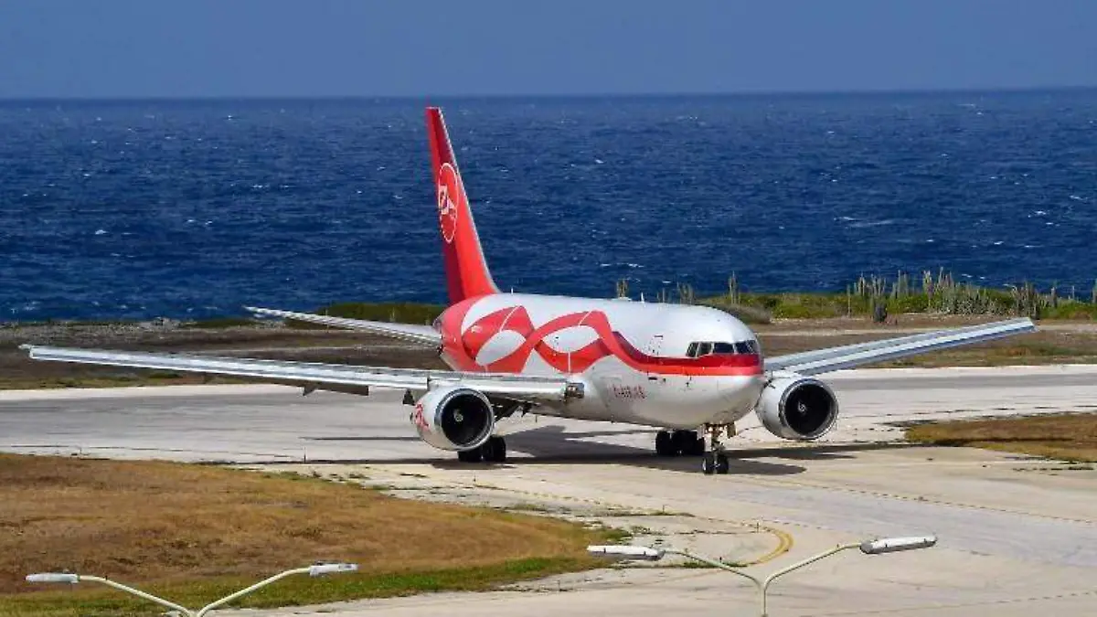 avion ayuda humanitaria afp (3)